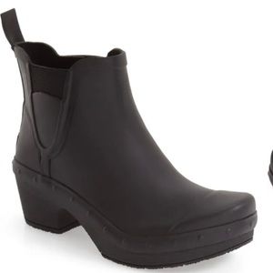 Dansko Rosa Rain Boot size 36 / 6 EUC